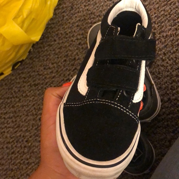 Vans - Picture 4 of 4